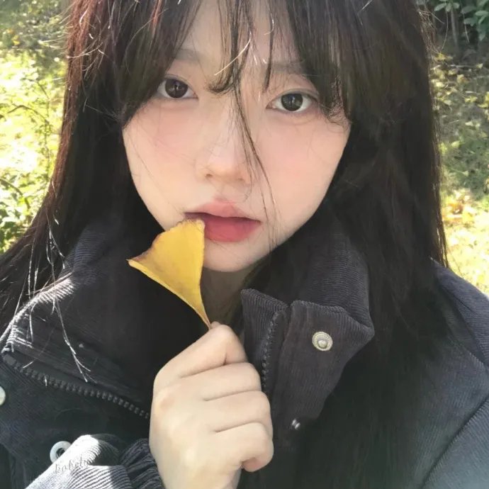 背后有人